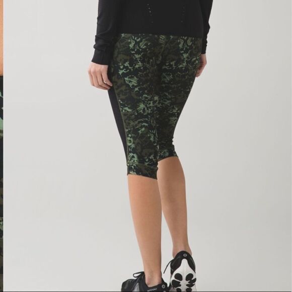 Lululemon Stop At Nothing Crop Green Army Print leggings - Picture 2 of 9